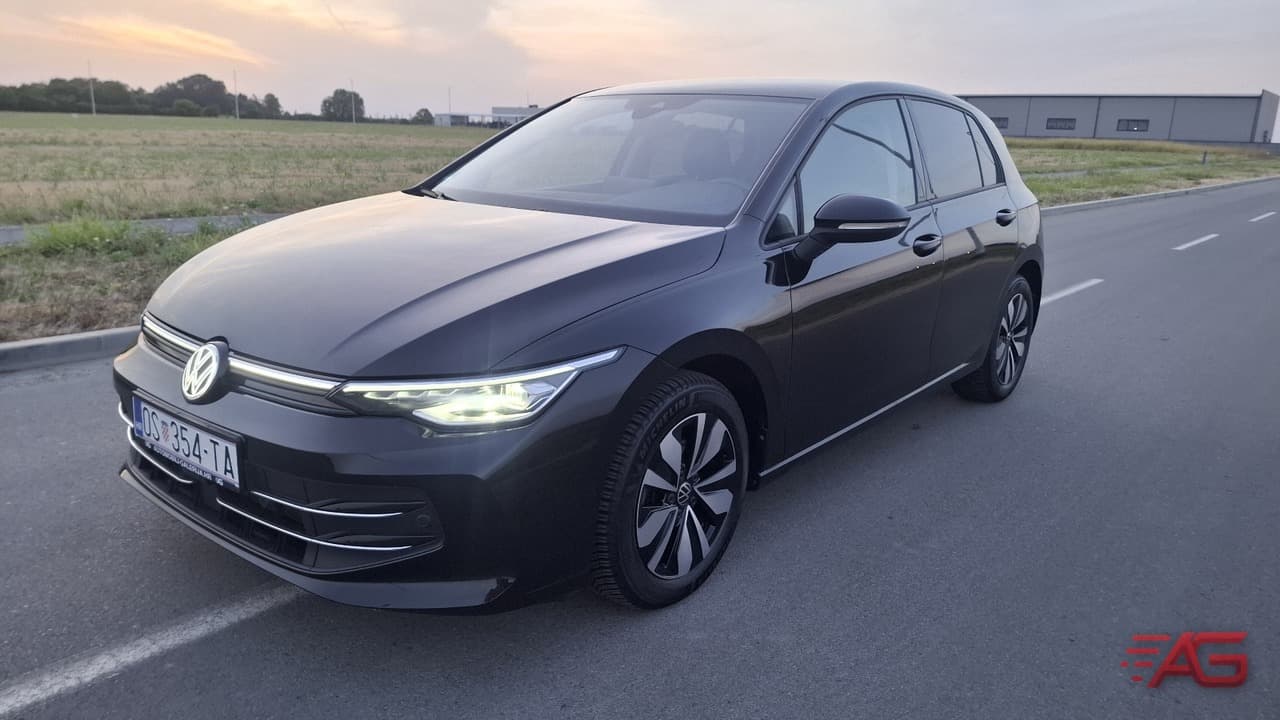 VW Golf 8 - Automobili Galerija Osijek